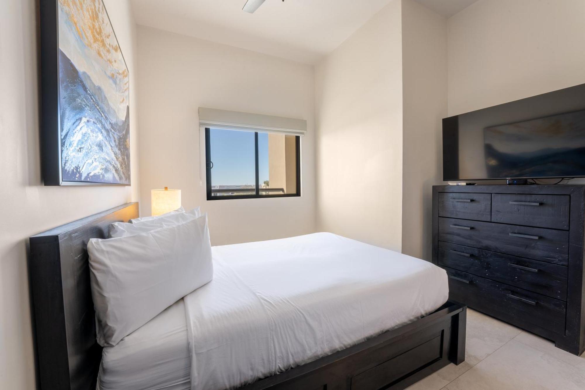 Resort Laguna Shores 3*